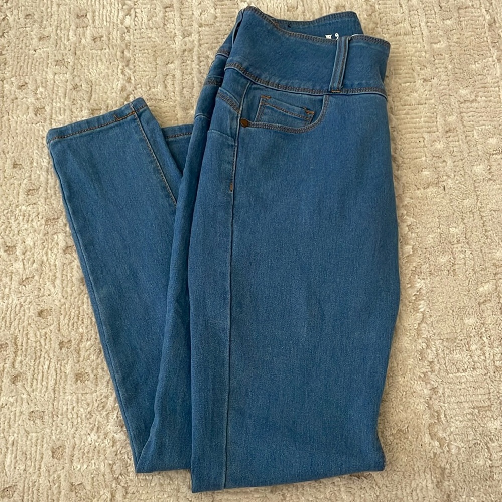 High Waisted Women's Blue Jeans